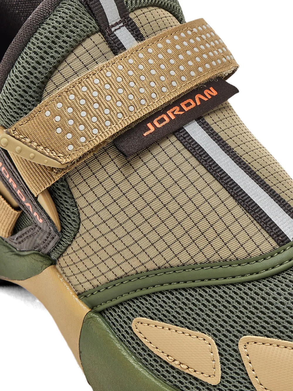 Nike Jordan Trunner LX sneakers Bruin