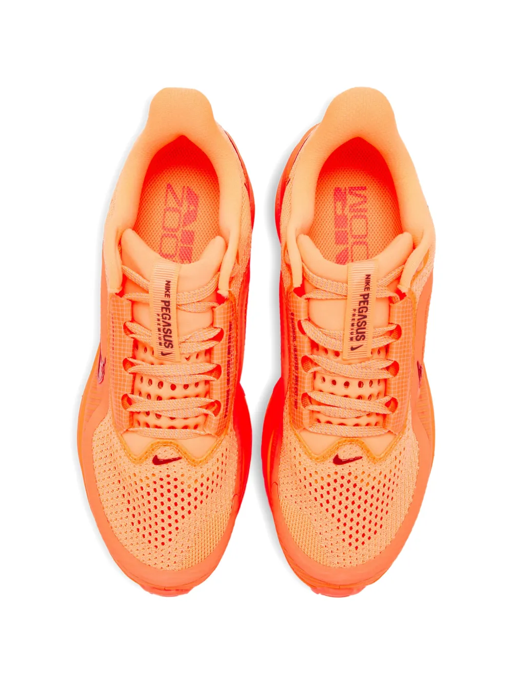 Nike Pegasus Premium perforated sneakers Oranje