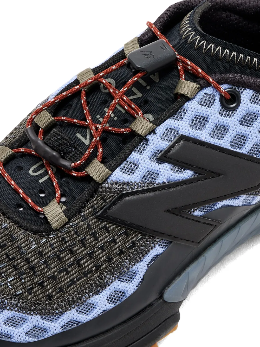 New Balance logo grid sneakers Zwart