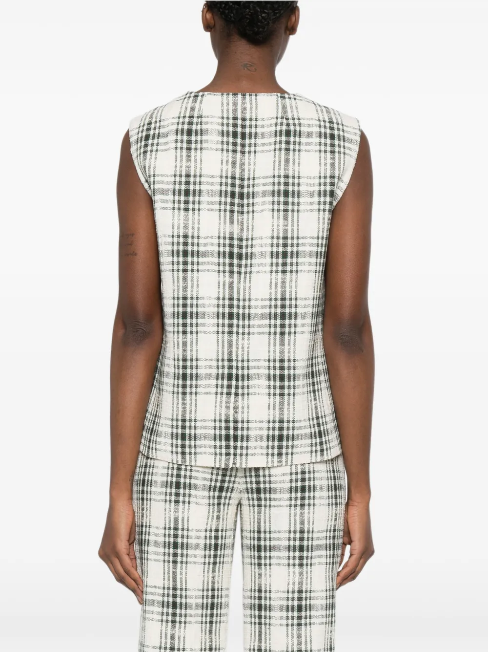 check-pattern buttoned gilet