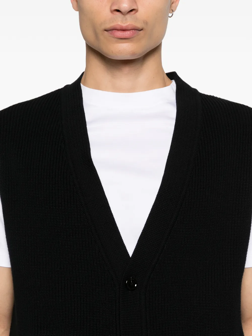 Lardini Mouwloos vest met V-hals en knopen Zwart