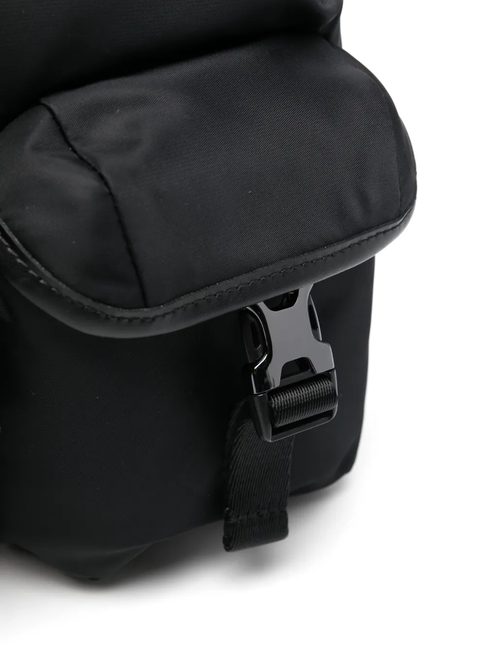 Emporio Armani Rugzak met omslag en gesp Zwart