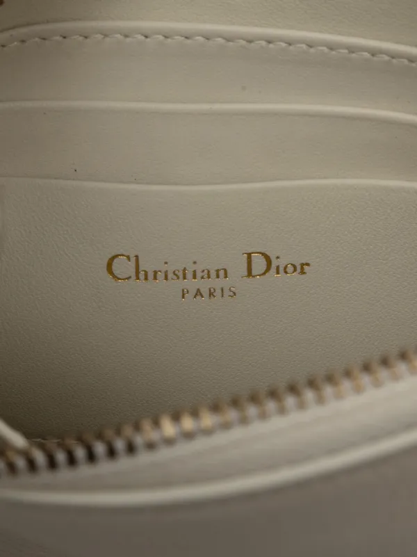 Christian Dior ショルダーバッグ　Maid in France Christian Dior Pre-Owned 2023 Goatskin Saddle Rodeo Pouch Shoulder