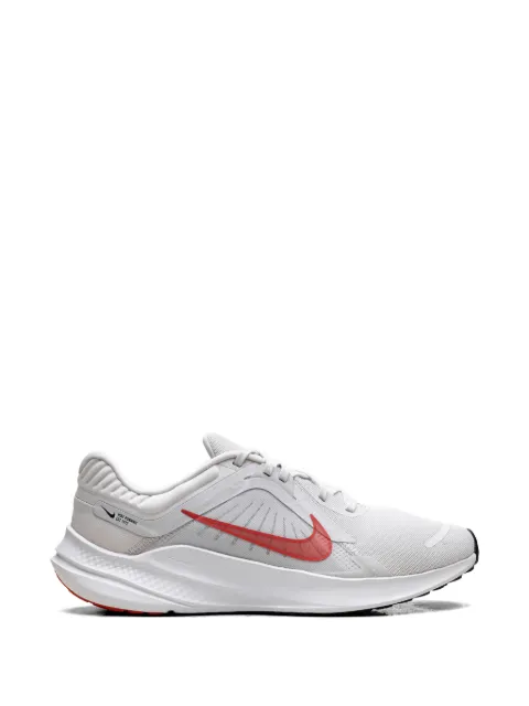 Nike Quest 5 running sneakers