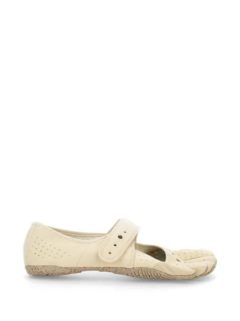 Vibram five-fingers leather flats