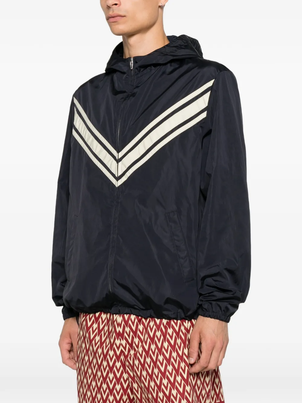 Valentino Garavani Jack met capuchon en chevron-detail Blauw