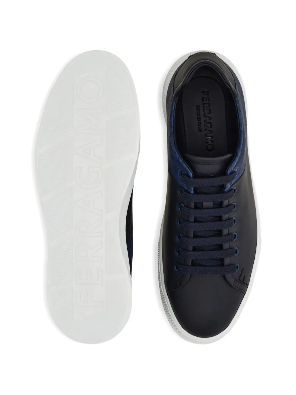 Ferragamo logo-print leather sneakers Blauw