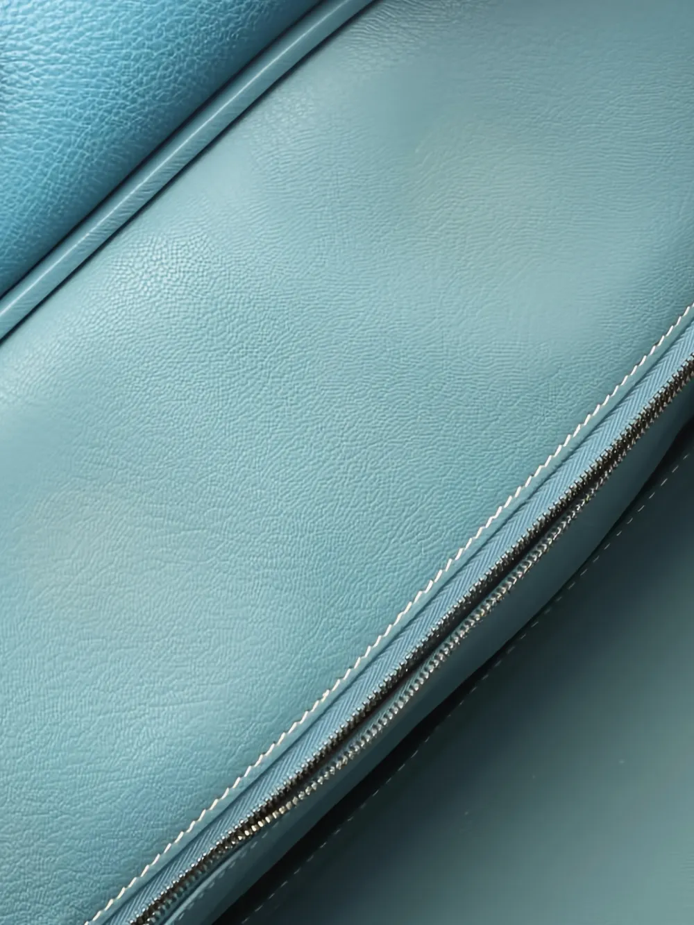 2004 Birkin 35 Leather Handbag