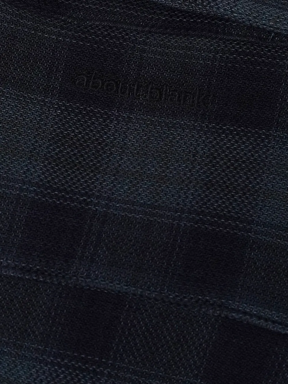 Plaid-Pattern Zipped Shirt
