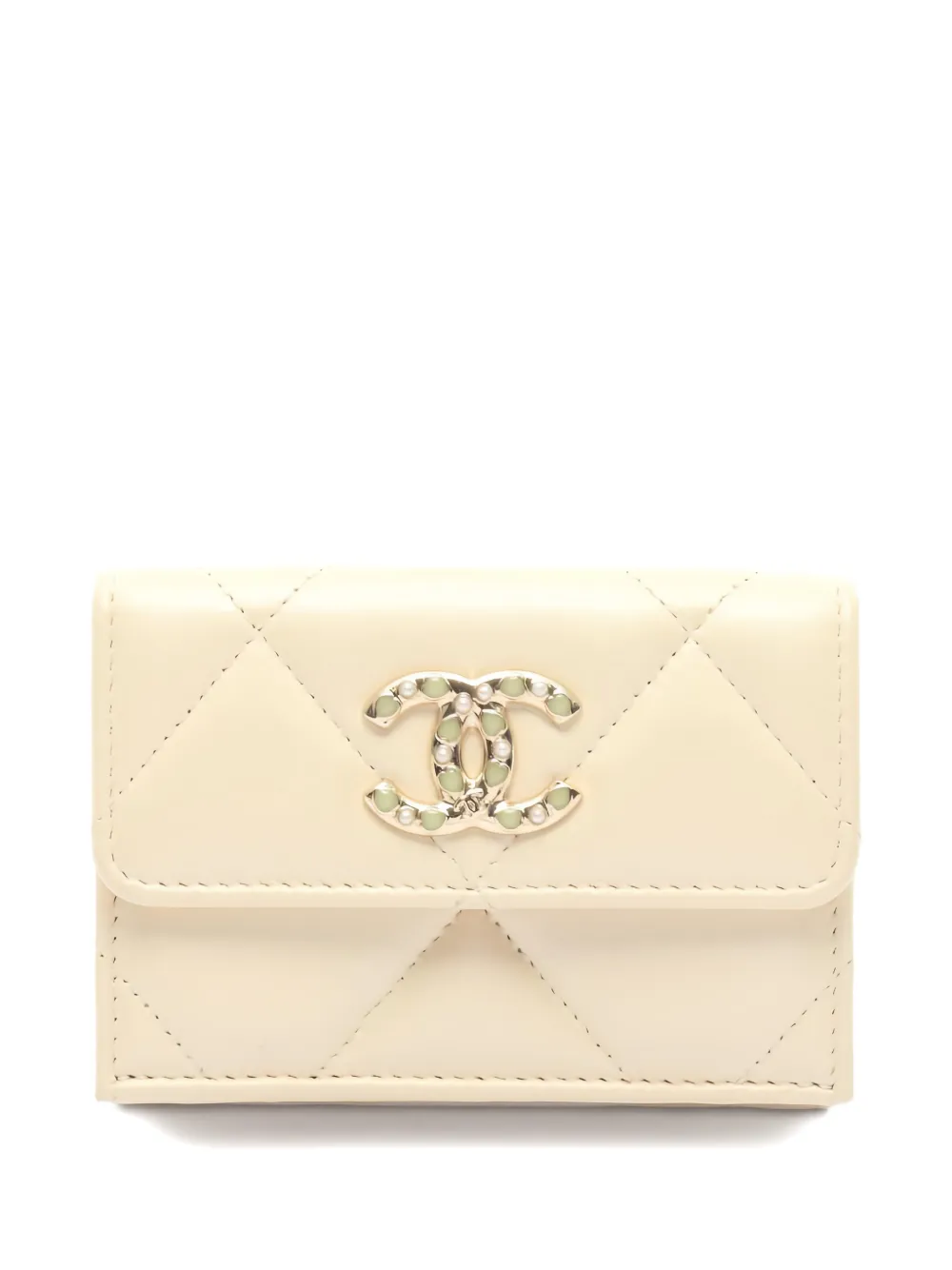 CHANEL Pre-Owned 2021 matelasse trifold leather wallet - Toni neutri