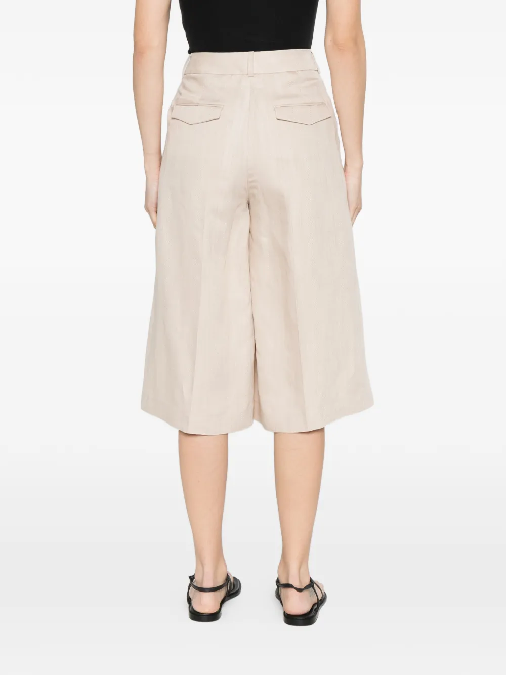 Peserico Shorts met geplooide voorkant Beige