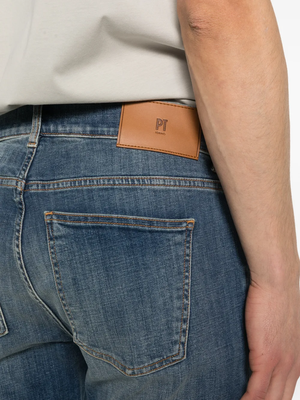 PT Torino Jeans met vervaagd effect Blauw