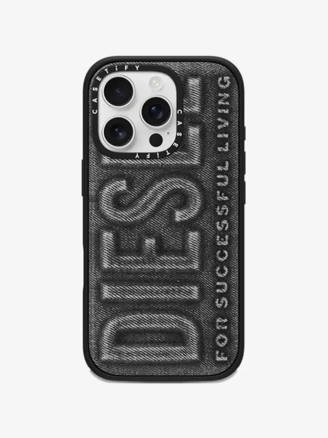 Diesel funda para iPhone 16 Pro con efecto de mezclilla en colaboración con CASETiFY