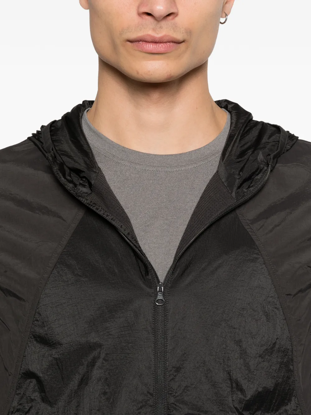 Orbit Lt Hooded Sleeveless Jacket