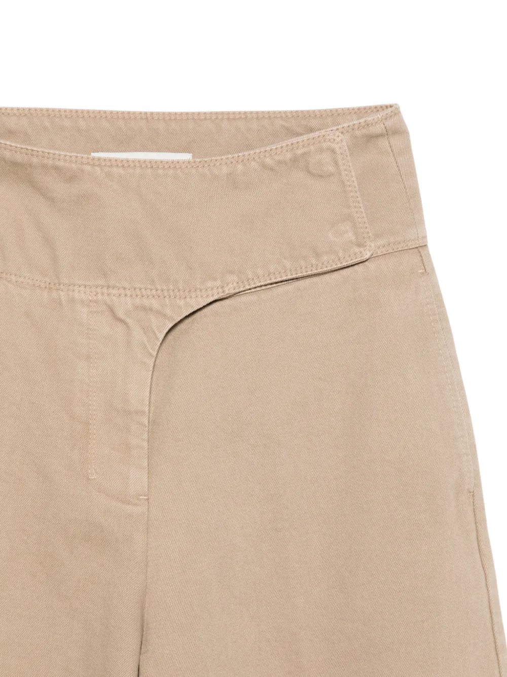 AMI Paris Wikkelbroek met ceintuur Beige