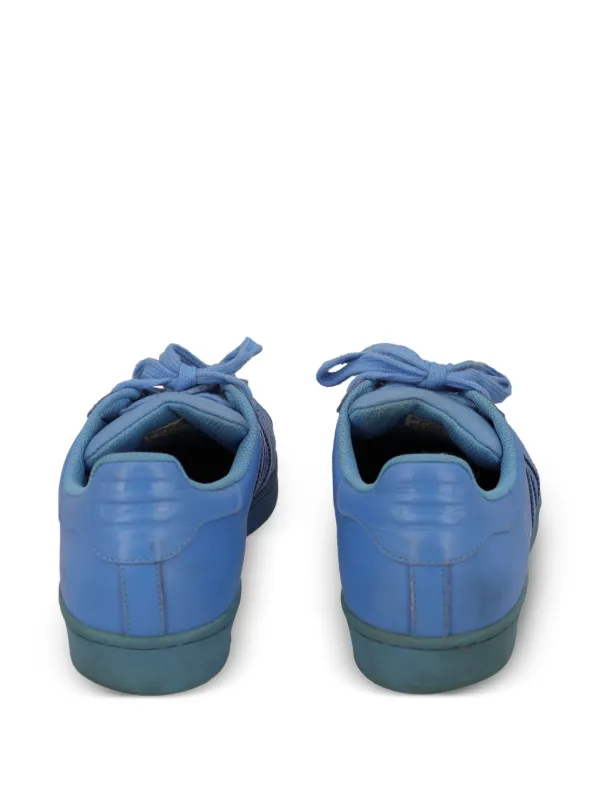 Adidas x Pharrell Williams 'Equality Superstar' スニーカー
