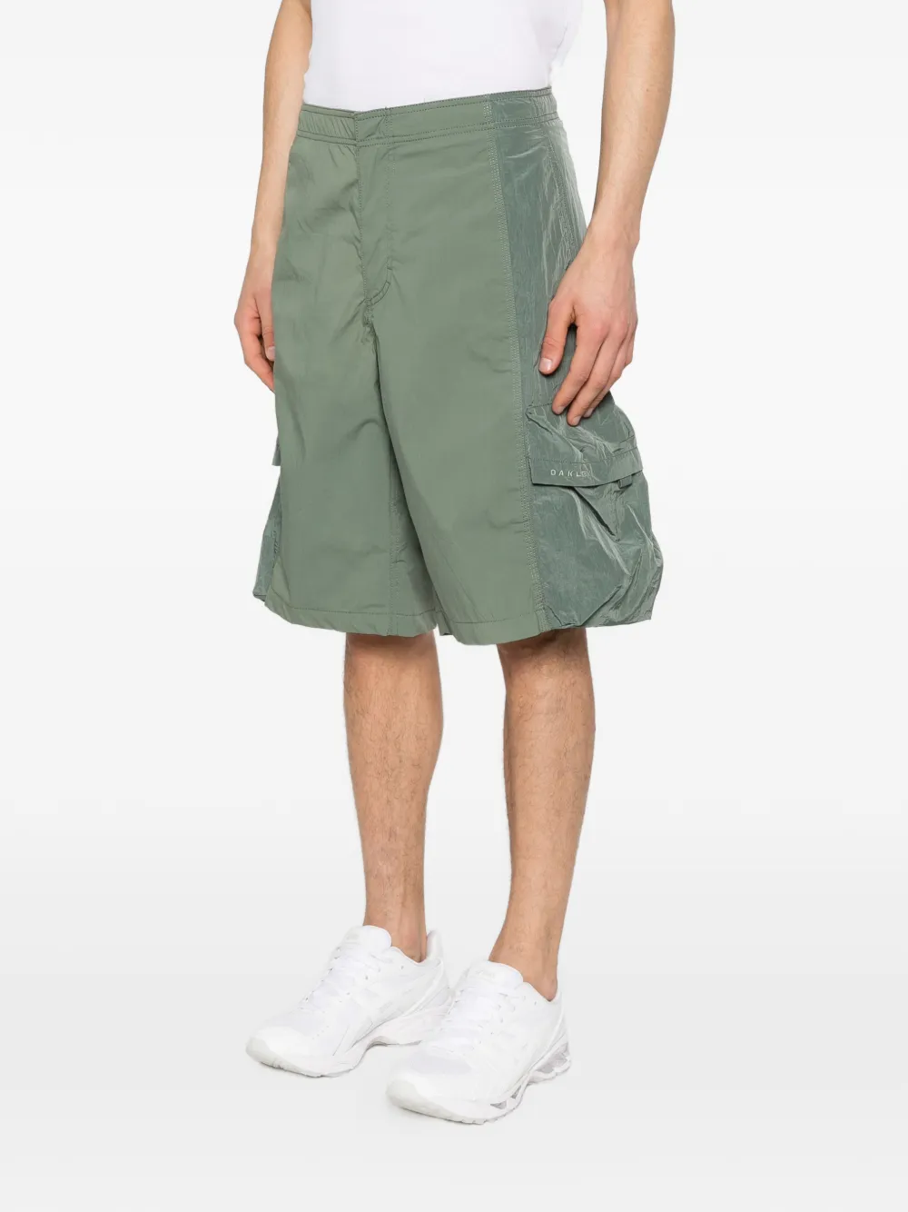 panelled cargo shorts