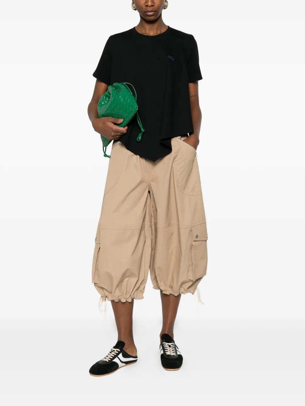 LOEWE Asymmetrisch T-shirt met logodetail Zwart