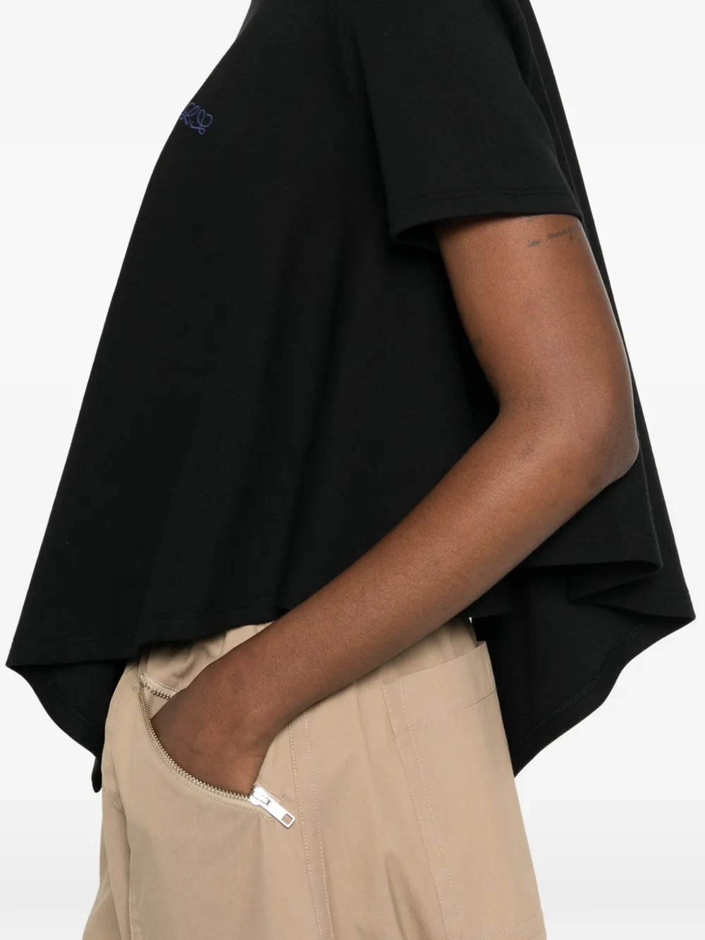 LOEWE Asymmetrisch T-shirt met logodetail Zwart