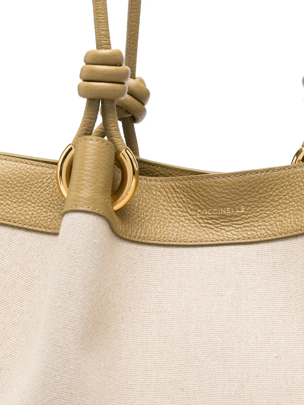 Coccinelle Medium Finn schoudertas met geknoopte band Beige