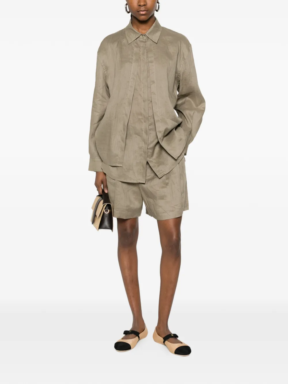  Eleh Pleated Shorts - Brown 