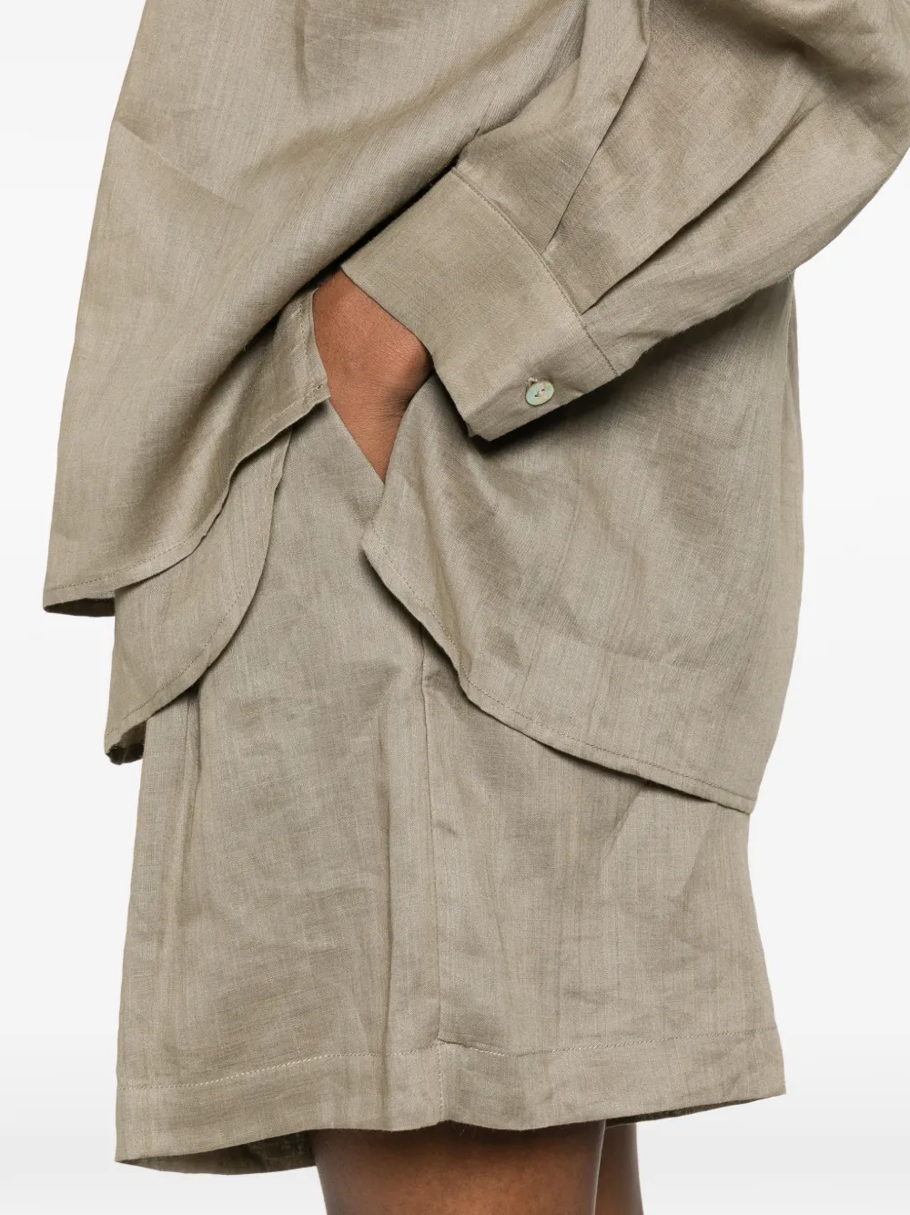 Eleh Geplooide shorts Bruin