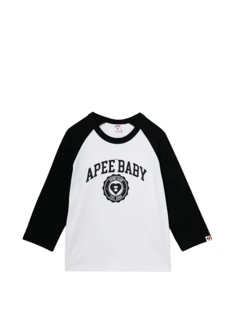 APEE™ by *A BATHING APE® playera con mangas raglán y logo estampado