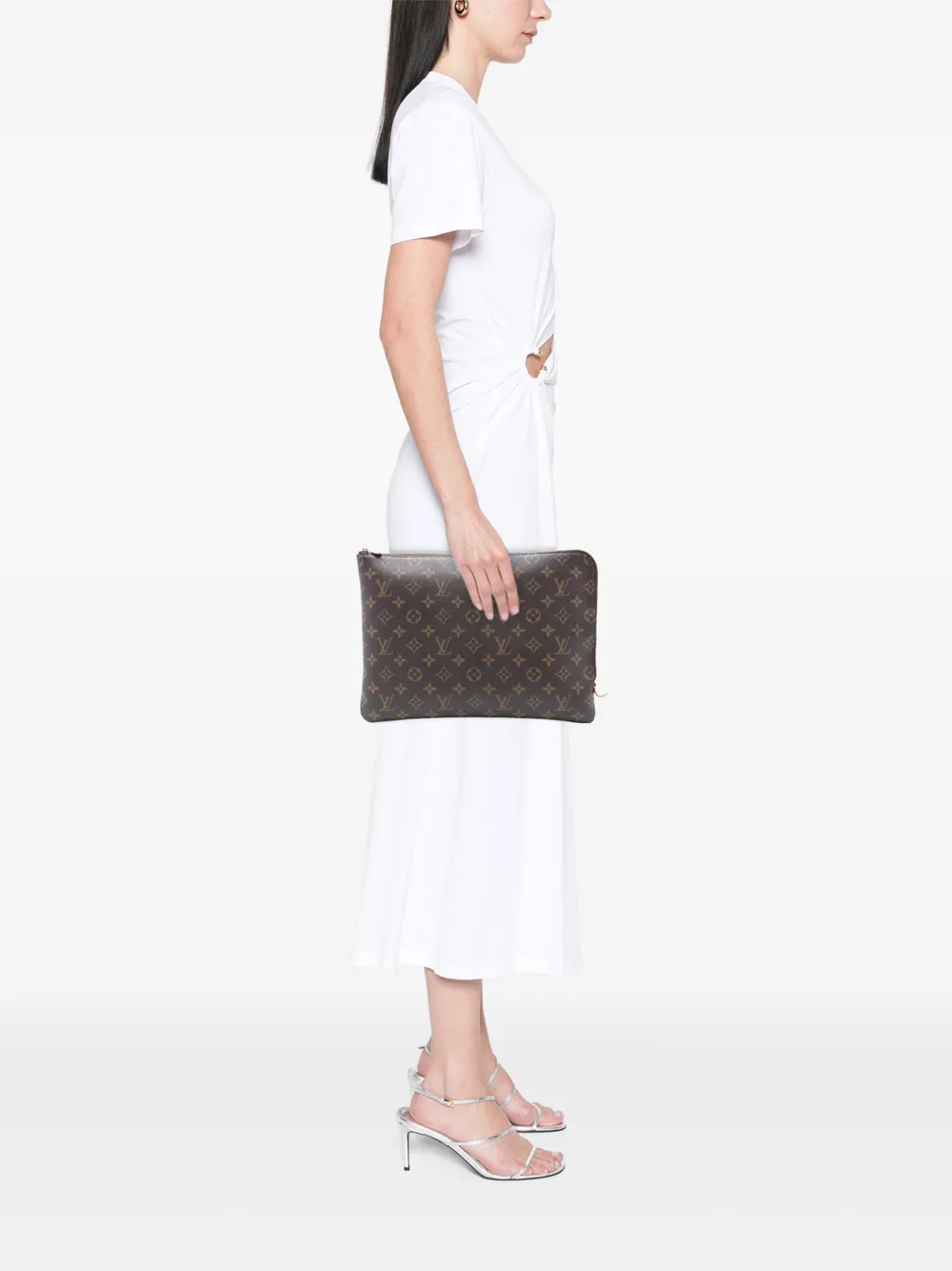  Louis Vuitton Pre-owned 2017 Monogram Etui Voyage Mm Clutch Bag - Brown 