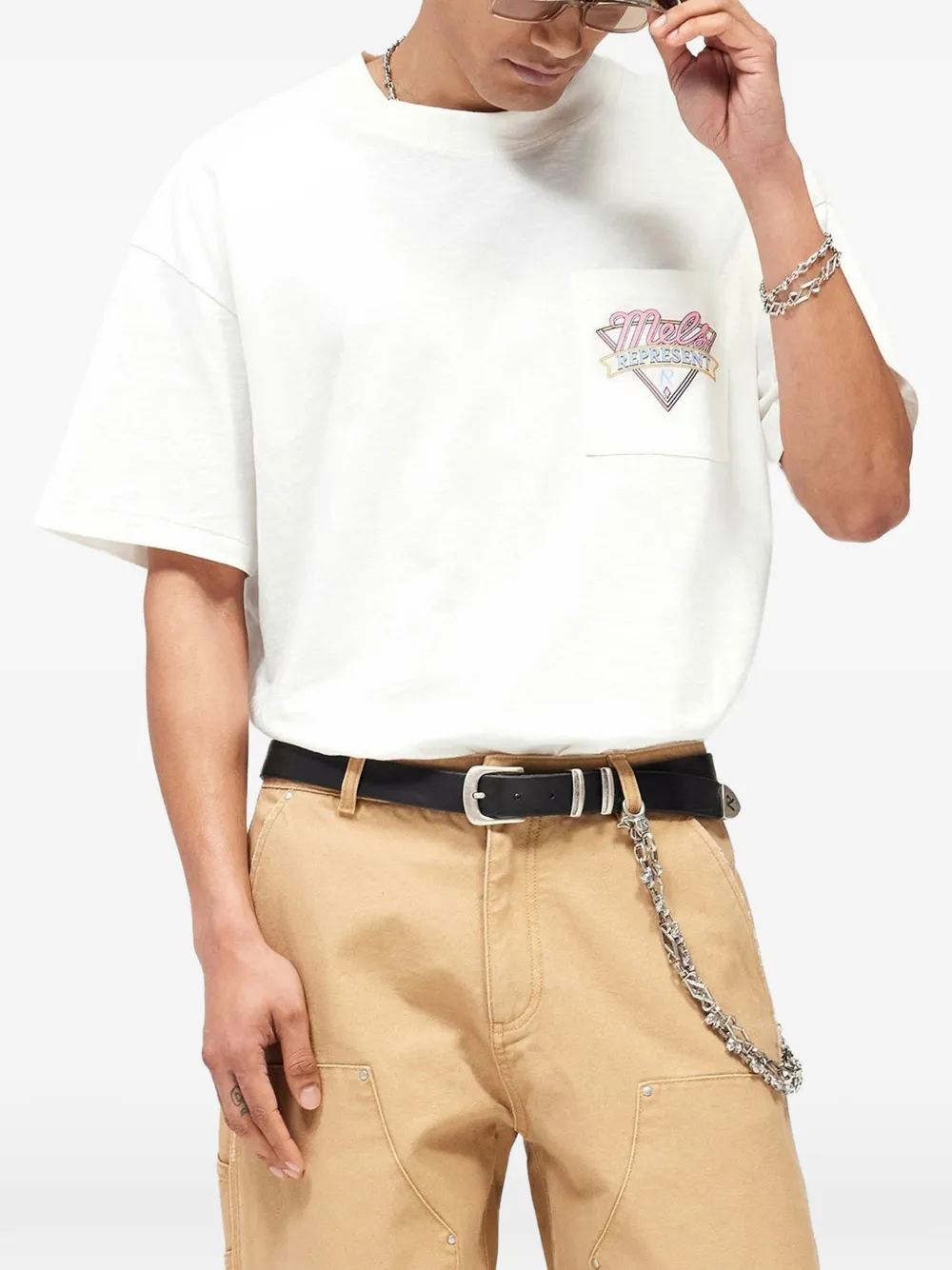 Represent x Mel's Dinner T-shirt Wit