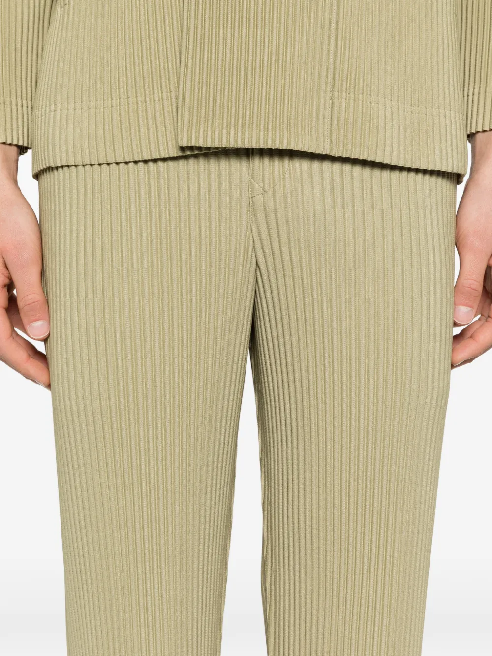 Homme Plissé Issey Miyake Plooibroek met toelopende pijpen Groen