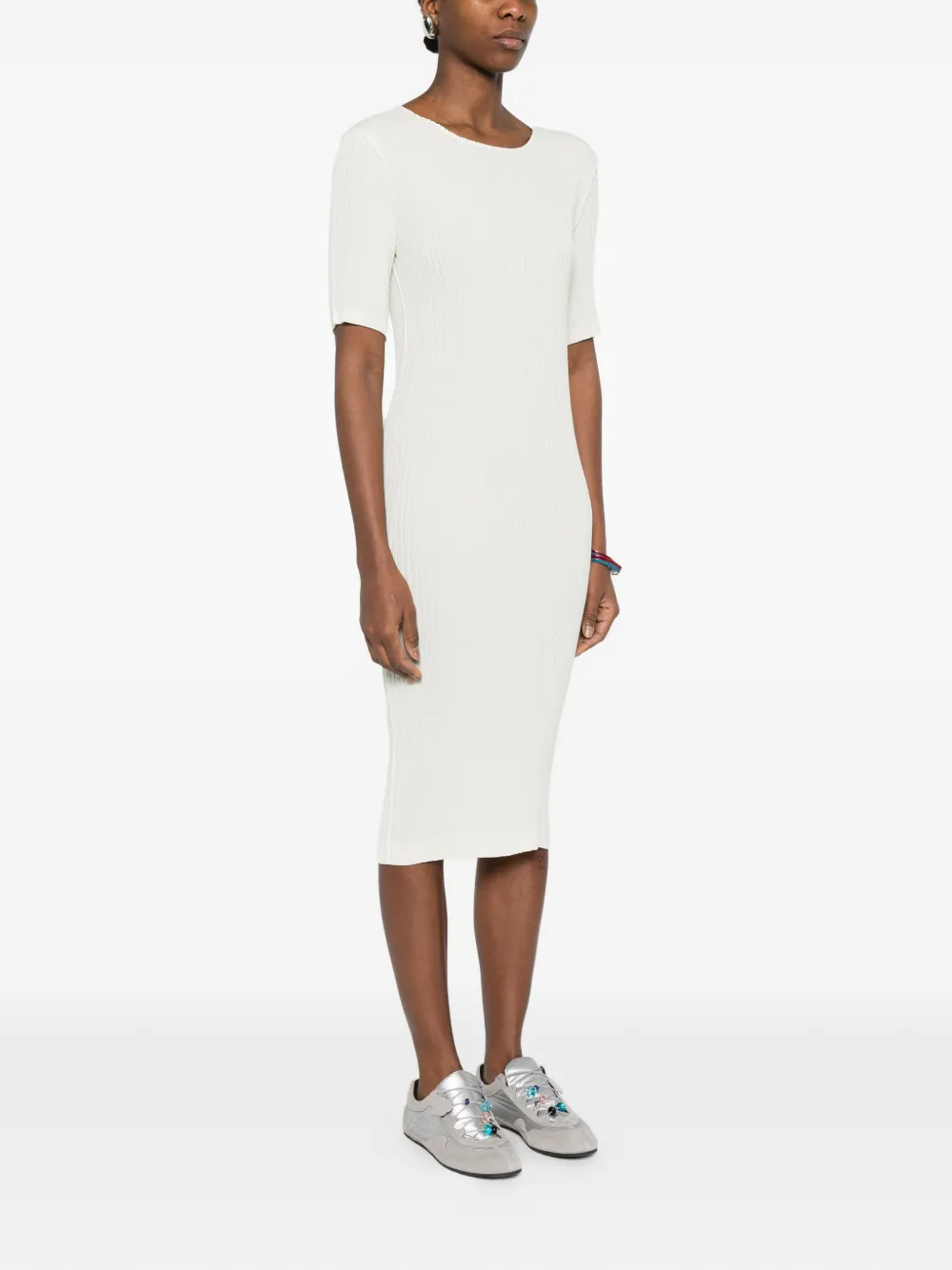  Issey Miyake Ribbed Dress - Neutrals 