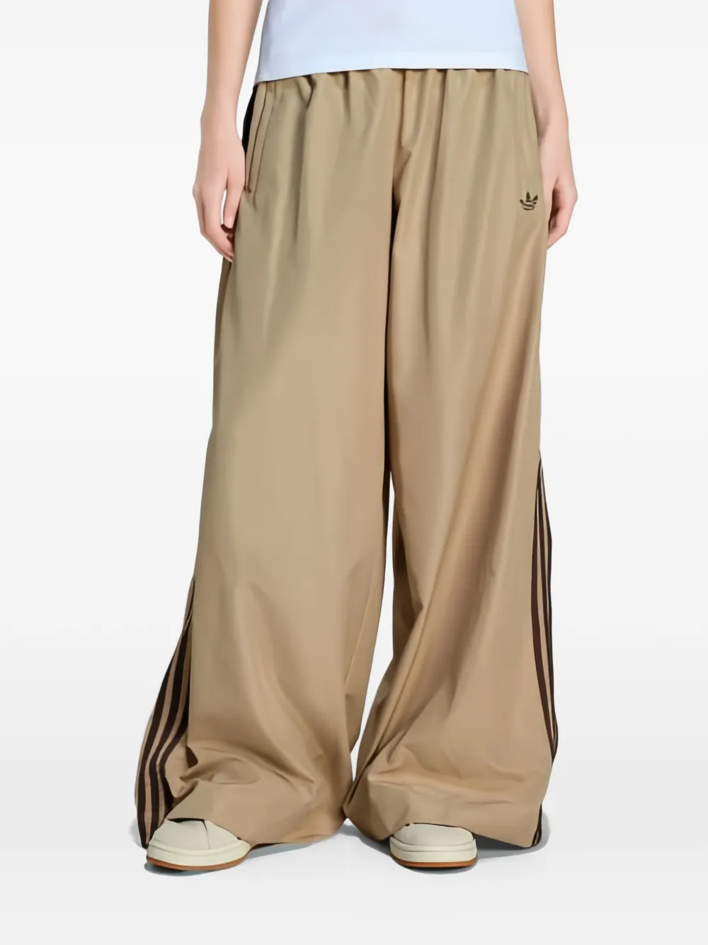 adidas Firebird Adilenium trousers - Toni neutri
