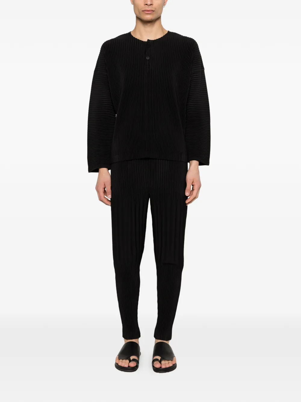 Homme Plissé Issey Miyake MC February T-shirt met plooien en knoop Zwart