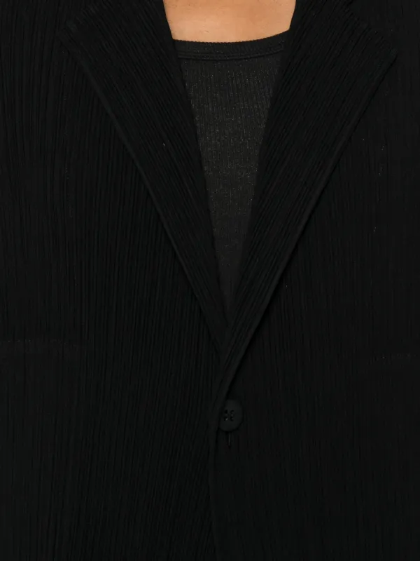 Issey Miyake Pleated Jacket | Black | FARFETCH