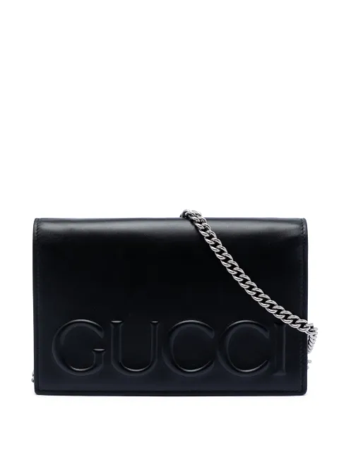 Gucci Pre-Owned 2000-2015 XL Leather Embossed Logo Wallet on Chain crossbody bag