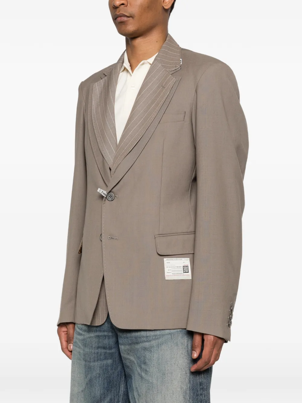  Maison Mihara Yasuhiro Pinstripe-lapel Blazer - Neutrals 