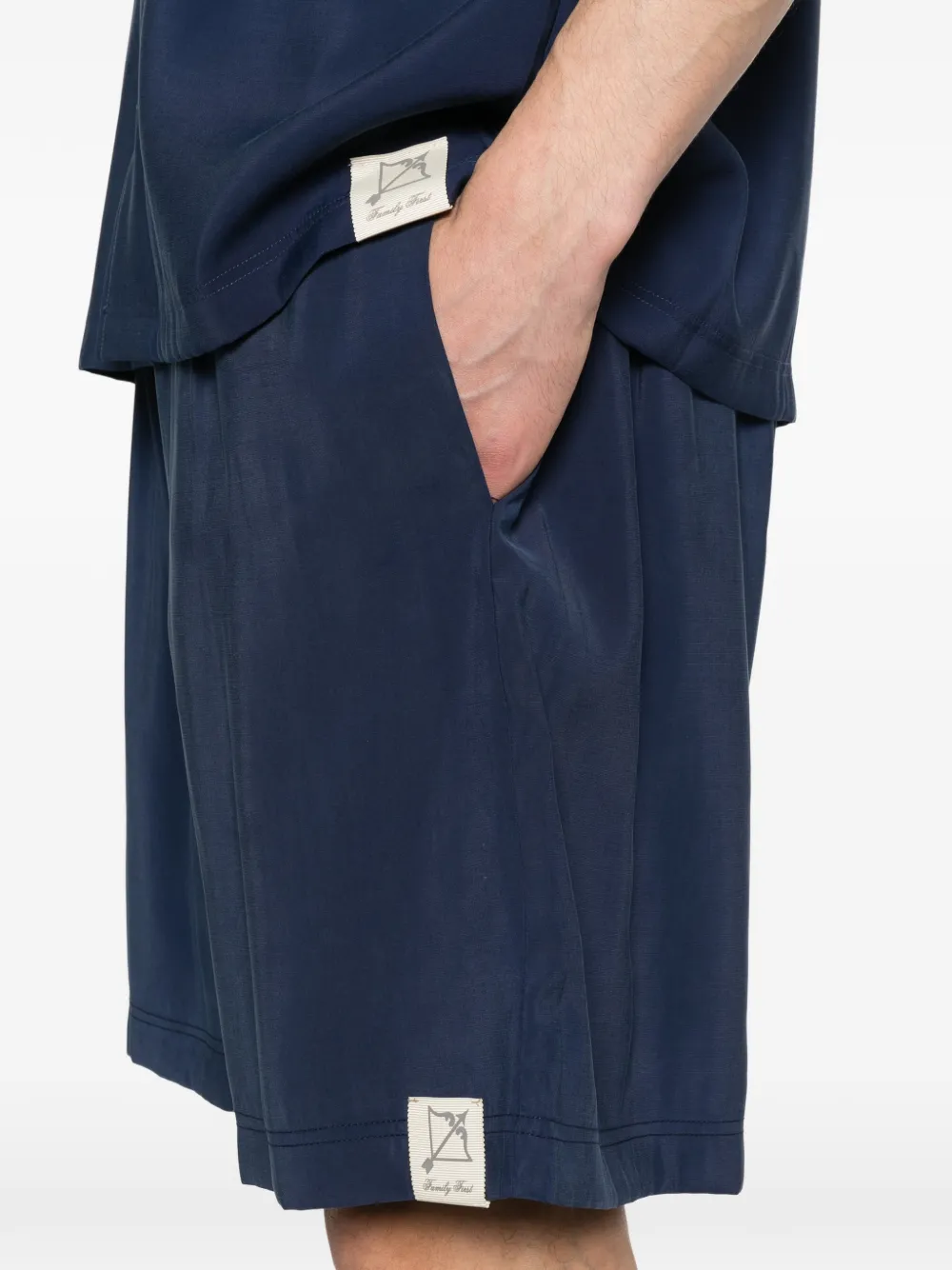 Family First Shorts met elastische taille Blauw