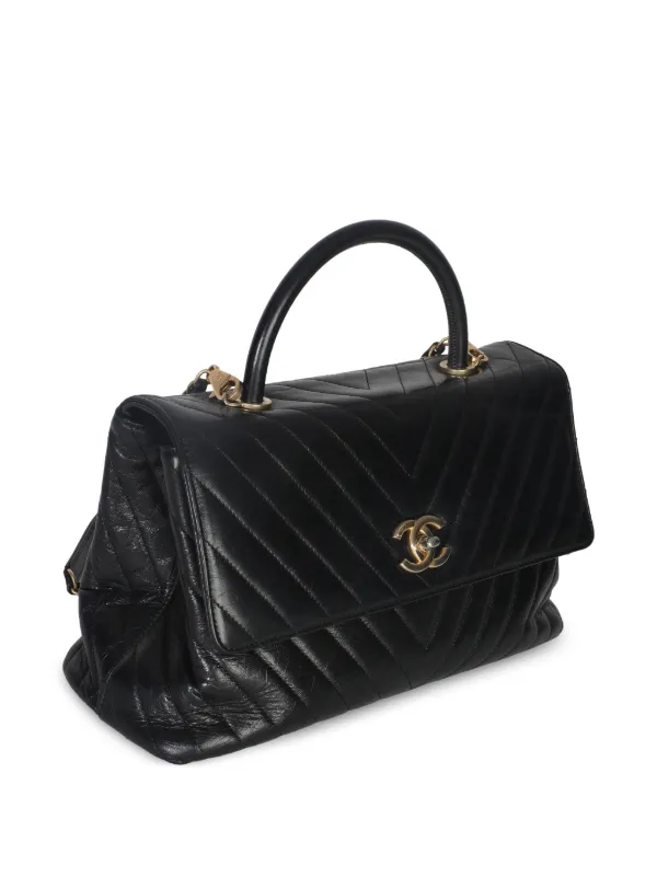 春吉!シャネルCHANEL大ココマーク黒ポーチ 正規品 鑑定済! CHANEL Pre-Owned 2018 Large Black Chevron Aged Calfskin Coco Top