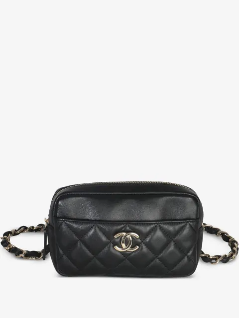 CHANEL Pre-Owned 2019 Black Quilted Lambskin Front Pocket Belt bag