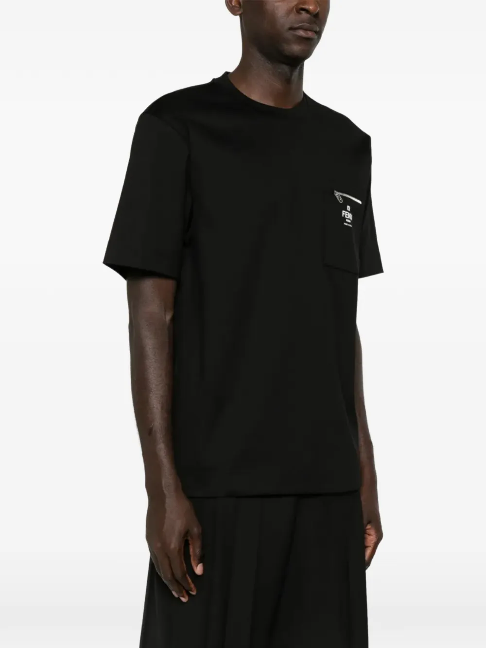 zipped-pocket T-Shirt