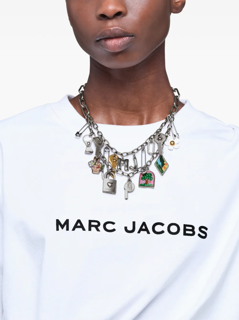  Marc Jacobs Collar The Pop Americana Con Charm - Plateado 