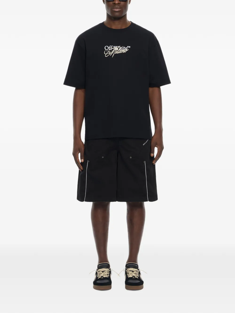 Off-White Shorts met logoprint Zwart