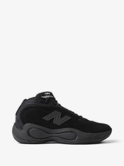 New Balance tenis P400 detalle el logo