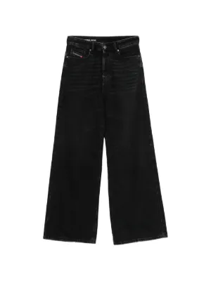 Diesel D-Akii フレアジーンズ | ブラック | FARFETCH JP
