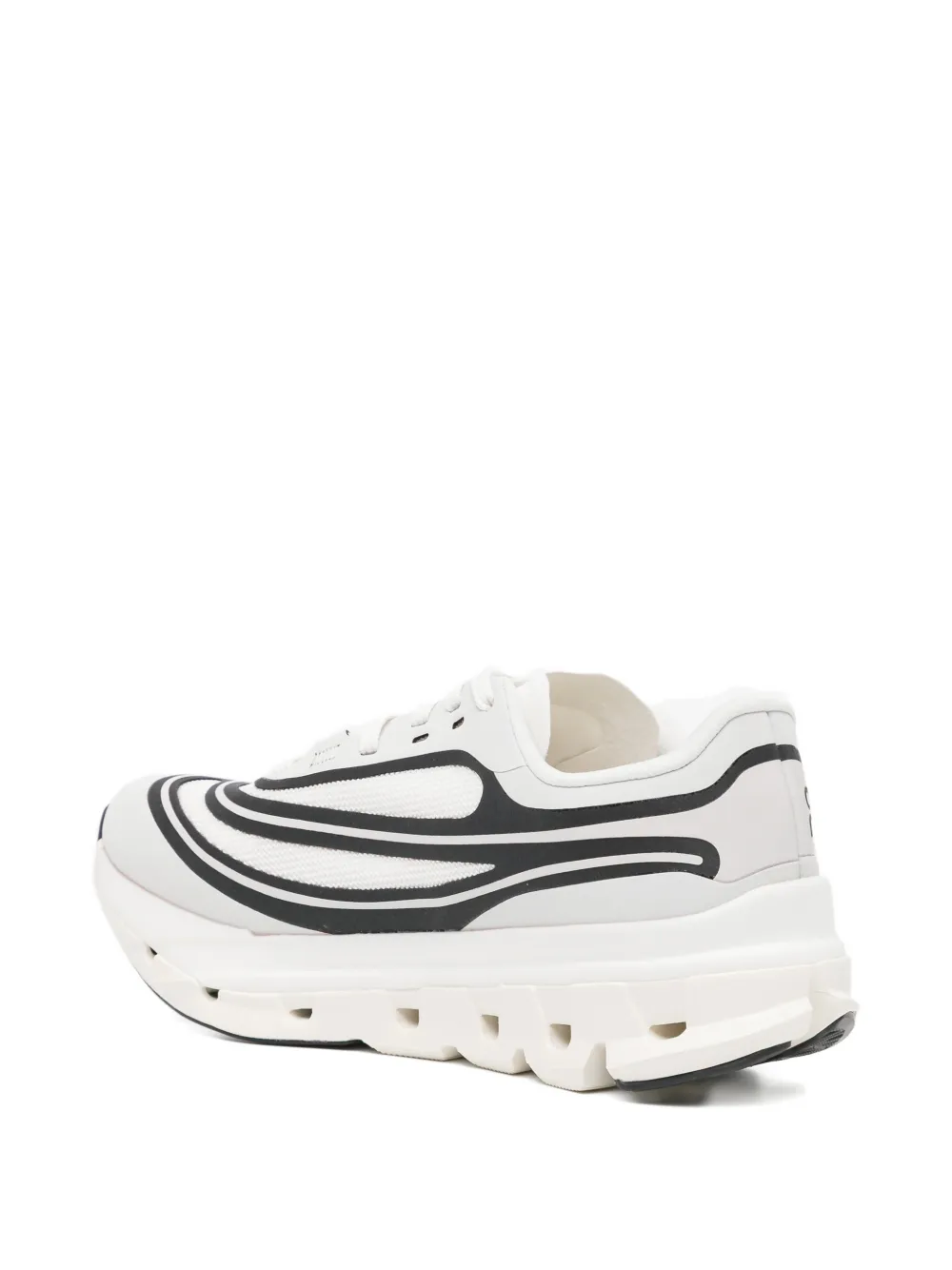 On Cloudflow 5 AD trainers Wit