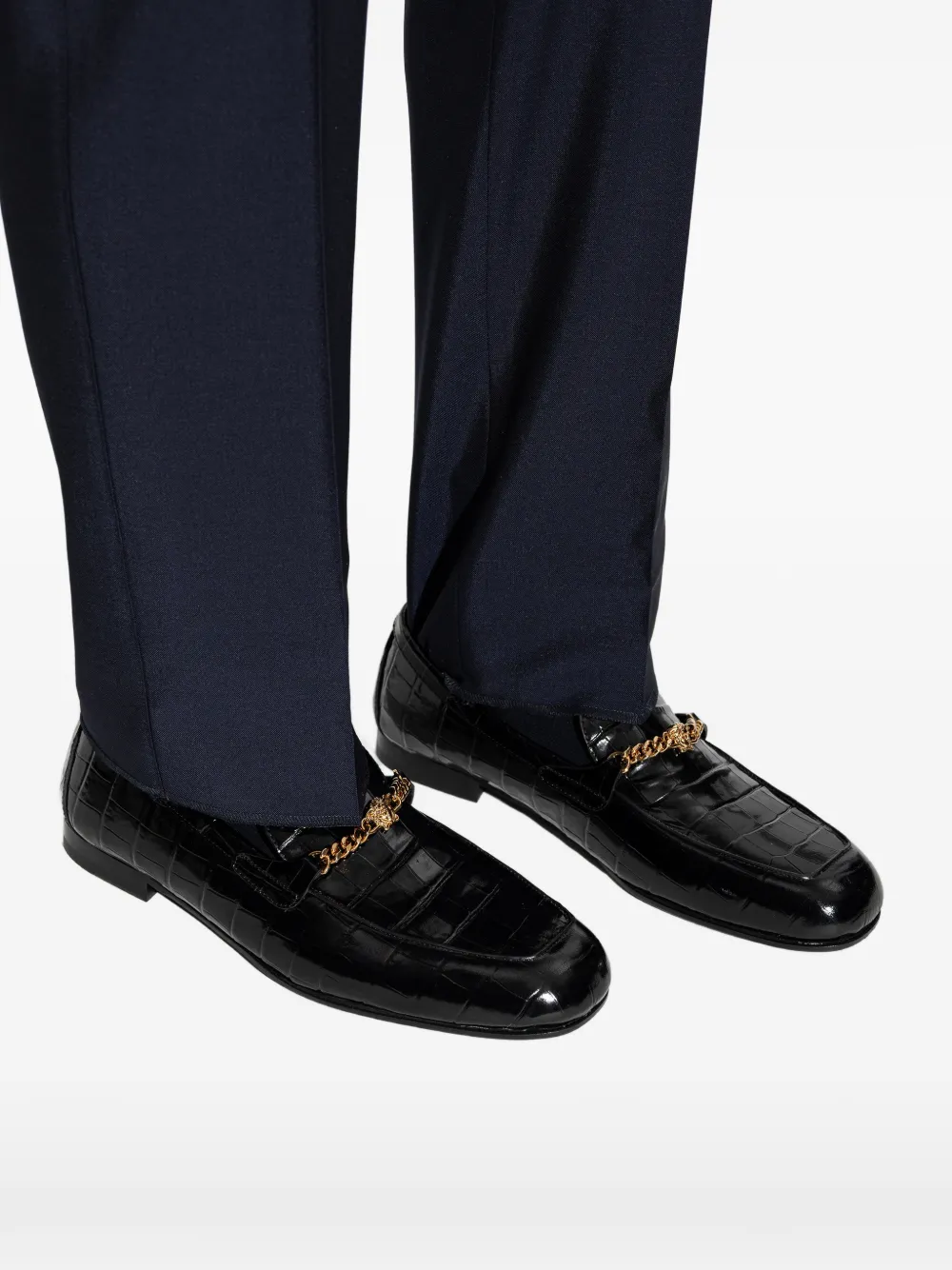 Versace Leren loafers met ketting en reliëf Zwart