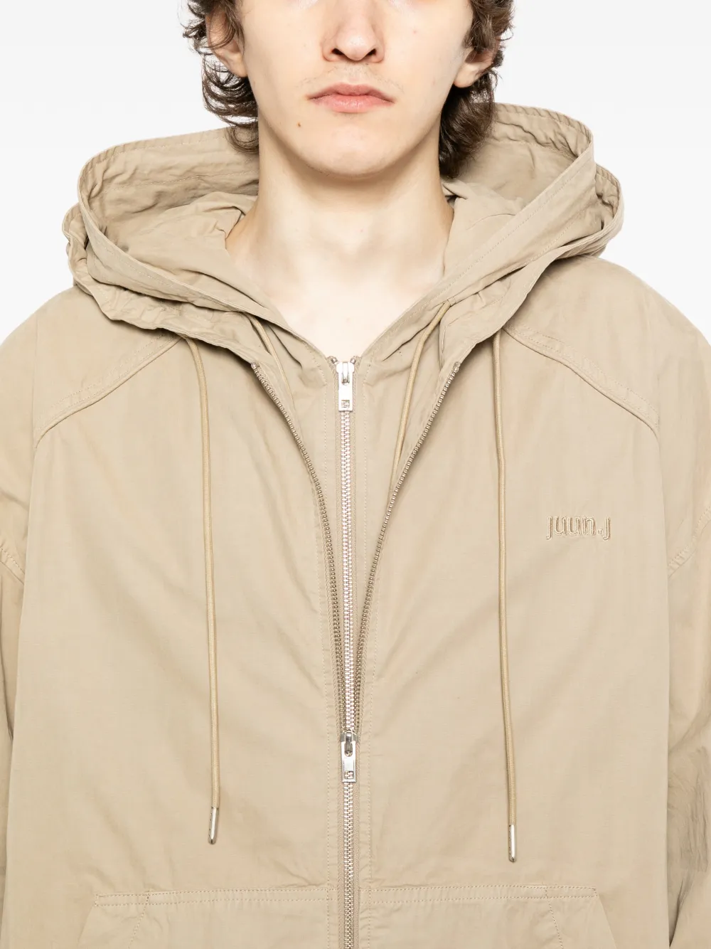 Juun.J Jack met capuchon Beige