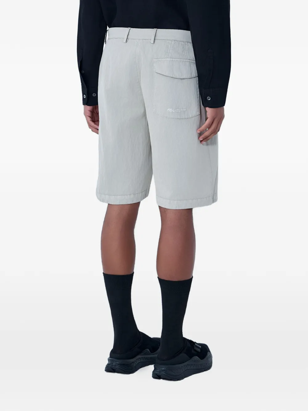  Moos Studio Pleated Tailored Shorts - Neutrals 