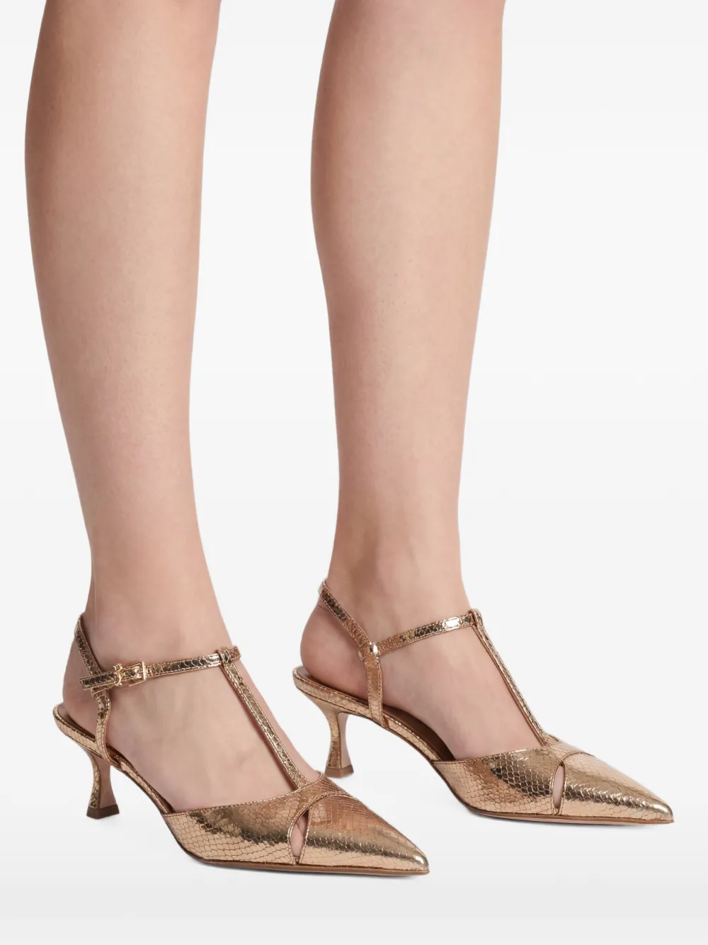 Sergio Levantesi Pumps met puntige neus en T-bandje Goud