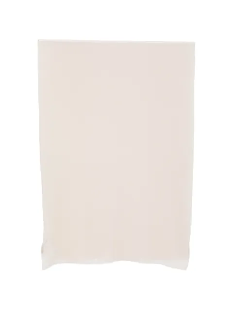 D.Exterior mascada de seda